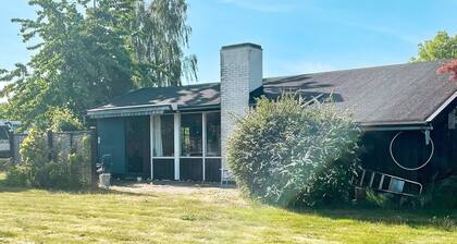 4 Person Holiday Home in Frorup