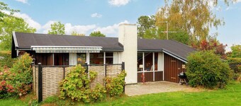 4 Person Holiday Home in Frorup