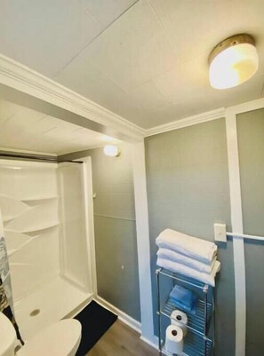 Handdoeken, zeep, shampoo, toiletpapier