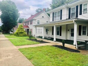 Exterior - Charming Stylish Historic 1 BR Apt.

 (Winston-Salem)