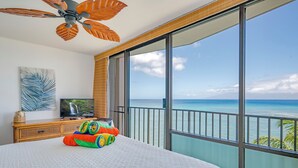 1 habitación, tabla de planchar con plancha y cuna de viaje 