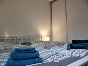 아파트 | 2 개의 침실, 각각 다르게 가구 비치, 다리미/다리미판