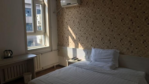 Uklassifisert bilde, 1 av 50, knapp