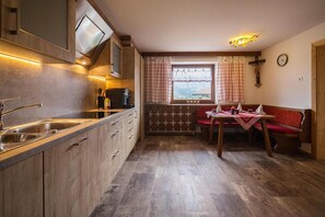 House | Private kitchen | Electric kettle, toaster - Chalet in Fugen Near Spieljoch Ski Lift (Fuegen)