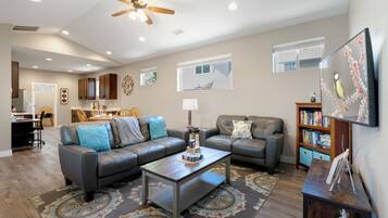 House | 3 bedrooms, free WiFi