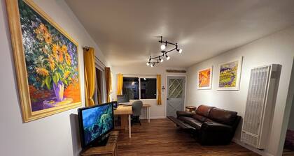 Hummingbird Mountain Cottage