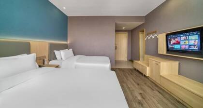 Heng 8 Chain Hotel (Tonglu Xuesheng Road)