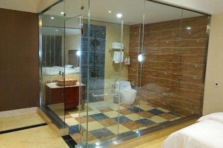 Room. Airuisen Hotel