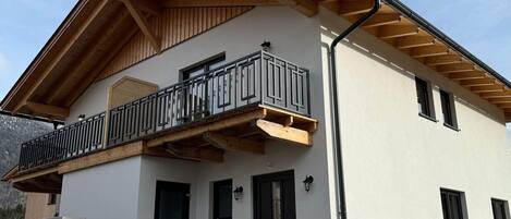 Chalet | Exterior