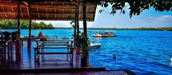 RedDoorz Plus @ Papa Tasie Camotes