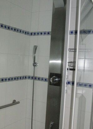 House | Bathroom - Karlo 1 Modern Retreat (Büsum)