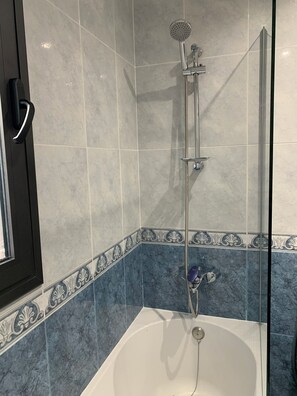 Hair dryer, towels, soap, shampoo