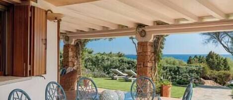 Servei de restauració a l'aire lliure