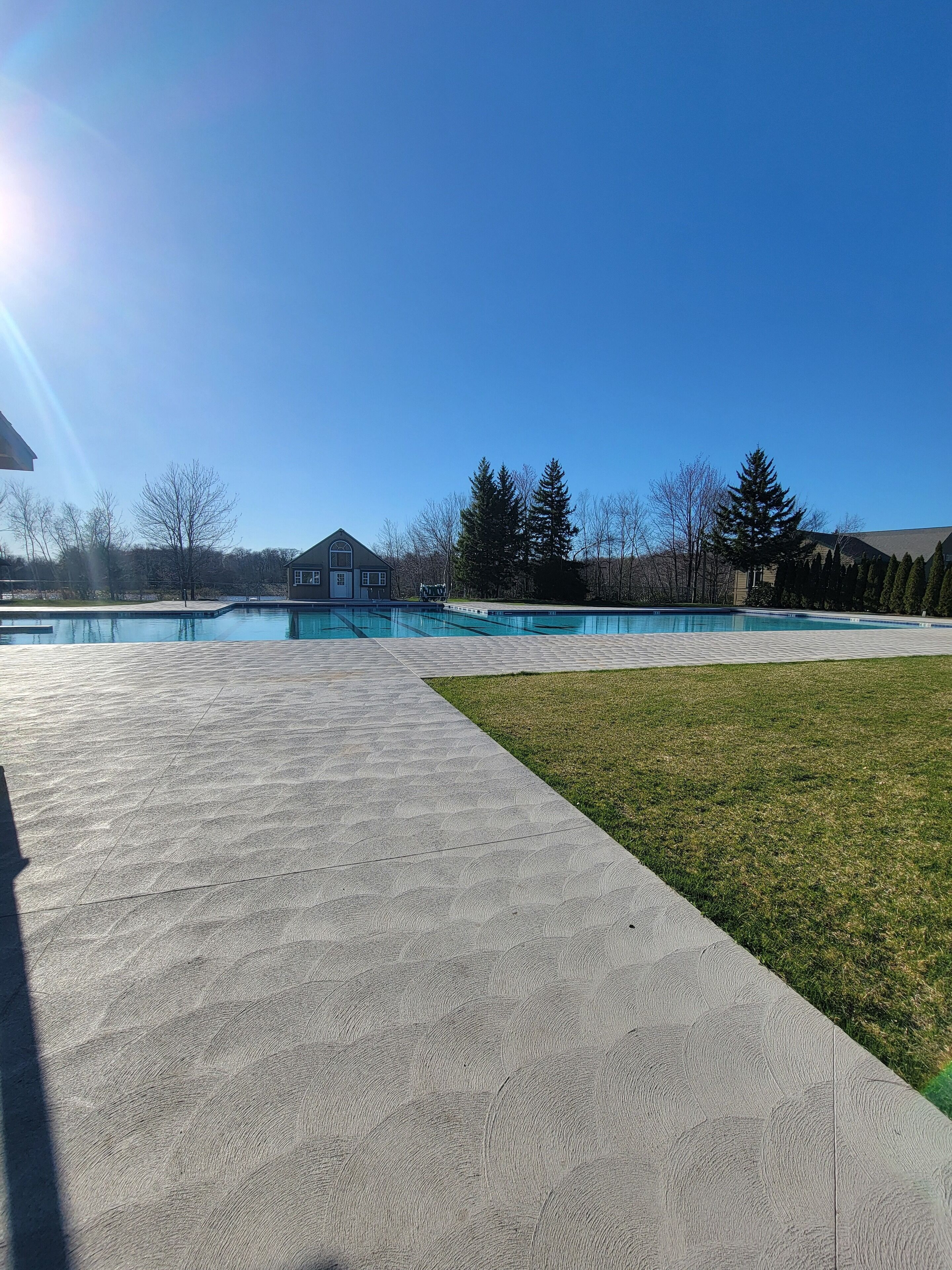 Piscine extérieure, piscine chauffée