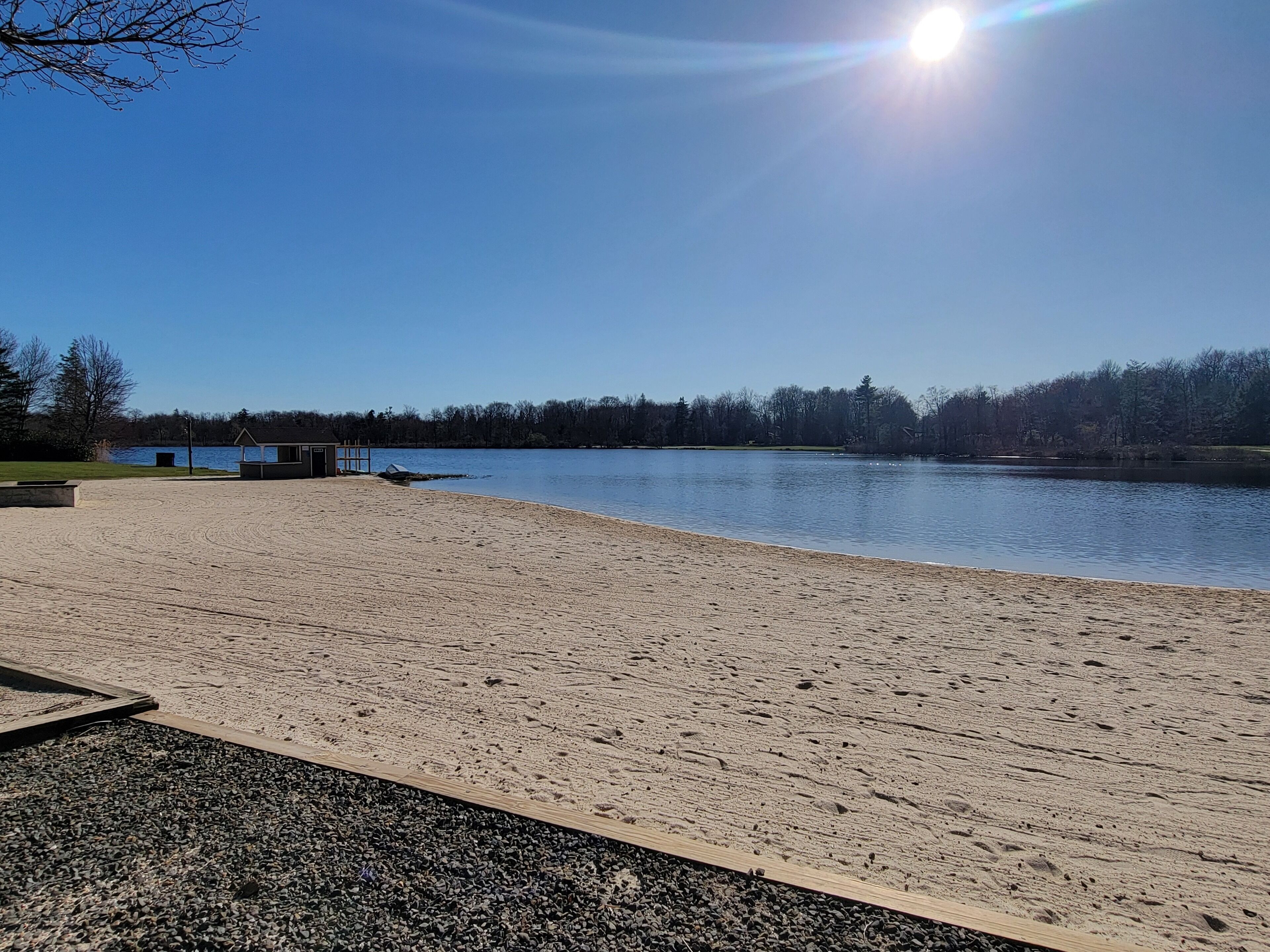 Chaise longue, serviettes de plage
