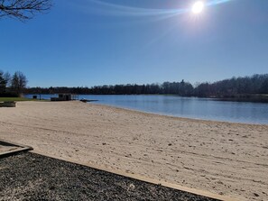 Solstolar och strandhanddukar