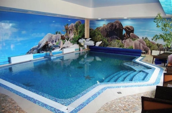 Piscine couverte, piscine chauffée