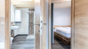 Bungalow | 2 slaapkamers, individueel gemeubileerd, beddengoed