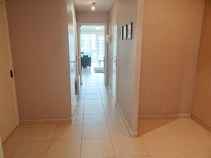 Apartment | Interior - Apartment in Nieuwpoort With Terrace (Nieuwpoort)