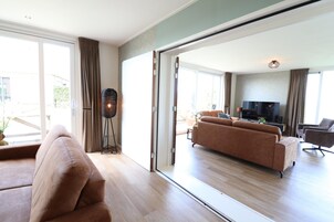 House | Living room