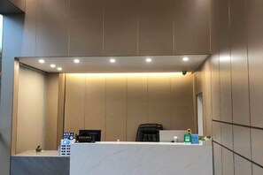 Unclassified image, 3 of 3, button - Cangnan Water View Hotel (Cangnan)