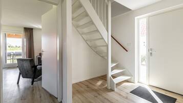 House | Reception