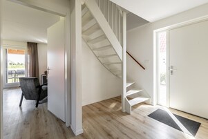 独立别墅 | 前台