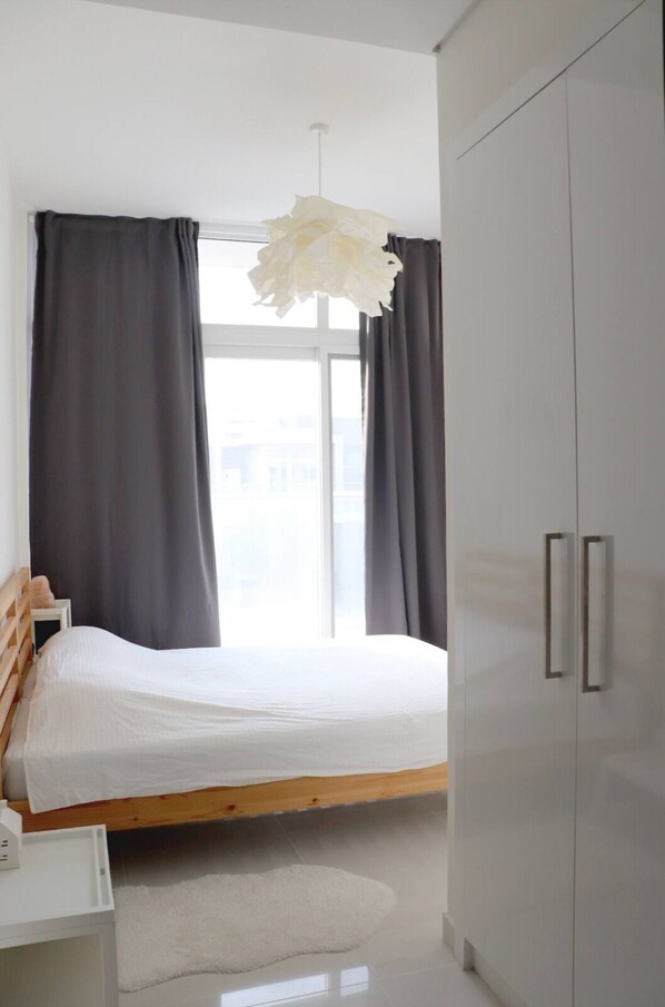 3 bedrooms, WiFi, bed sheets