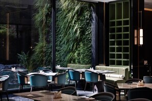 Restaurant - New World Chongqing Hotel (Chongqing)