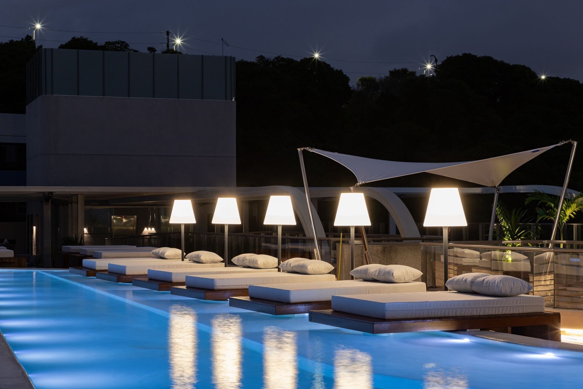 2 piscine all'aperto