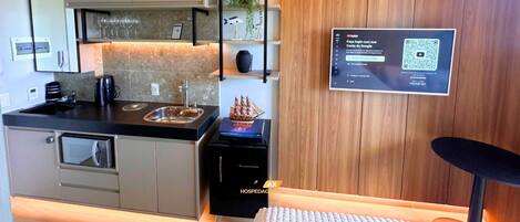 Suite | Eget kjøkken | Minikjøleskap og mikrobølgeovn