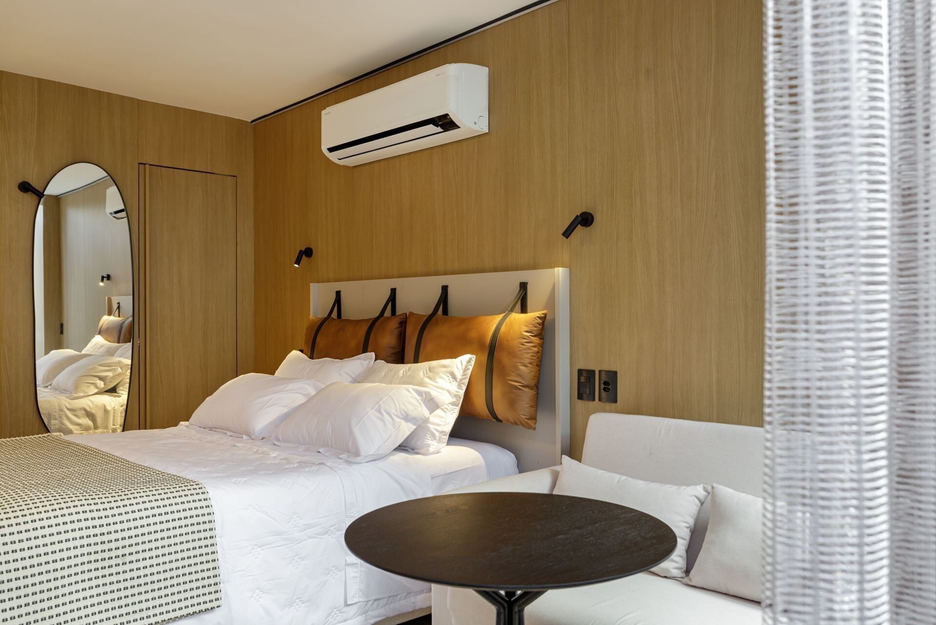 Suite Elite | Meja kerja, ruang kerja ramah laptop, dan Wi-Fi gratis