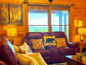 スマートテレビ、暖炉、テレビゲーム、書庫