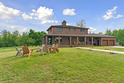 ~ Lewis Estate Farm ~