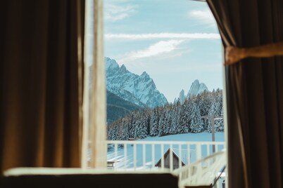 Holiday Apartment in a Hotel 'Apartment Harmony' with Mountain View, Shared Garden and Wi-Fi