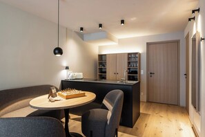 Dining - Holiday Apartment in a Hotel 'Apartment Home' with Mountain View, Shared Garden and Wi-Fi (Sesto)
