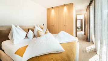 1 quarto, Wi-Fi de cortesia, roupa de cama