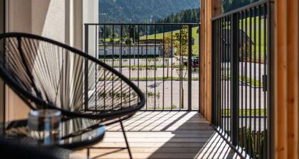 Holiday Apartment in a Hotel 'Apartment Home' with Mountain View, Shared Garden and Wi-Fi