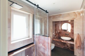 Shower, hair dryer, bidet, towels - La Formica Gentile di Monopoli Sulle Splendide Colline a 5 Minuti dal Mare (Gorgofreddo)