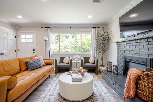 スマートテレビ、暖炉