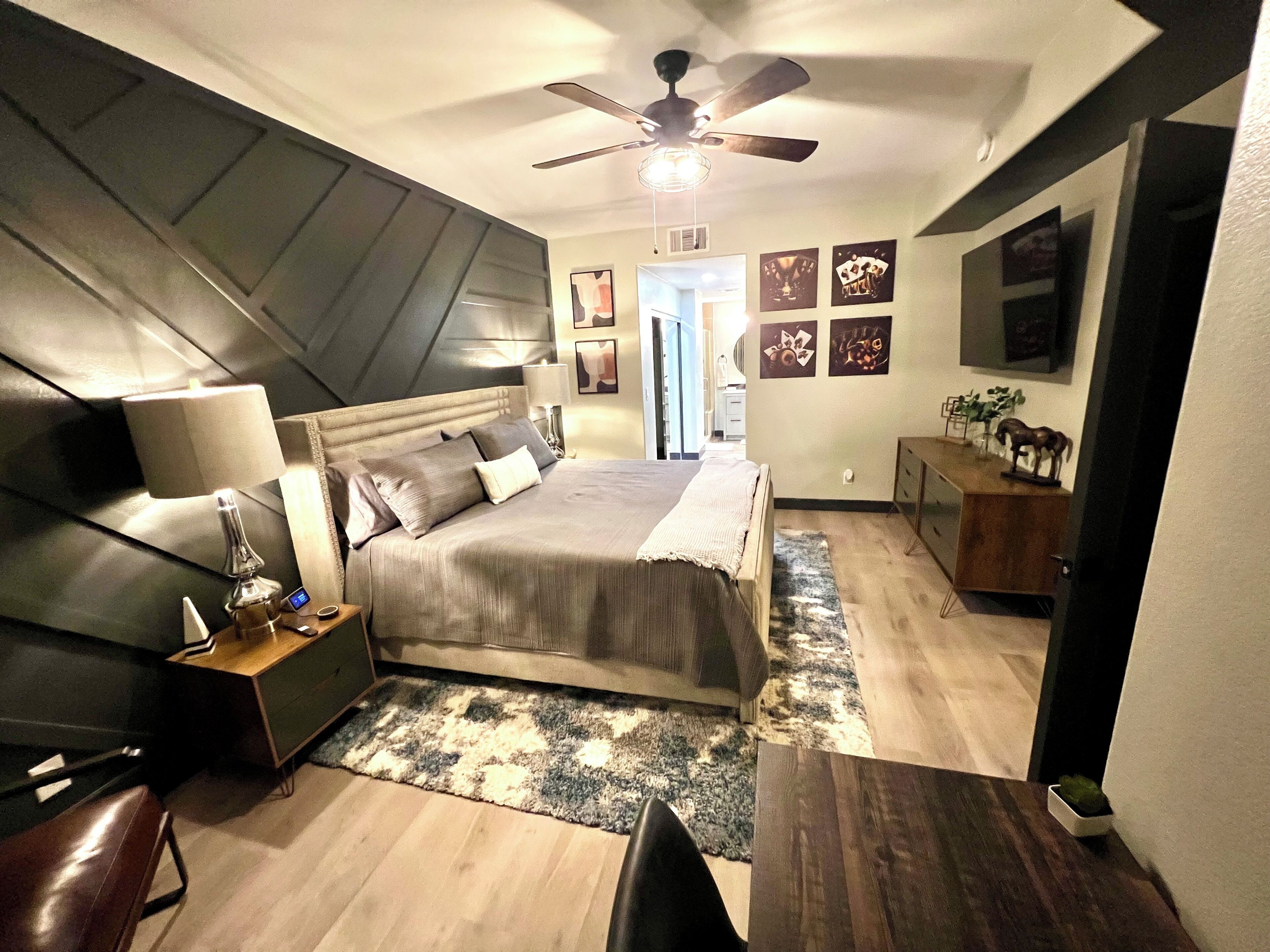 2 bedrooms, desk, iron/ironing board, free WiFi