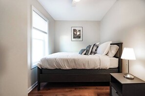 3 dormitorios, tabla de planchar con plancha, wifi y ropa de cama