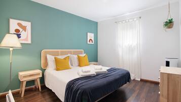 3 chambres, fer et planche Ă repasser, Wi-Fi gratuit, draps fournis