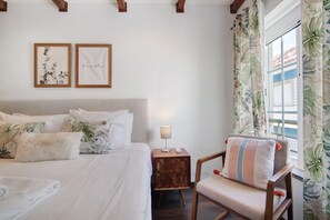 3 dormitorios, tabla de planchar con plancha, wifi gratis y ropa de cama
