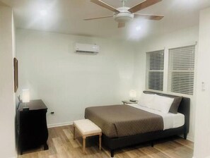 1 bedroom, WiFi, bed sheets - UNCSA Exquisite Studio Apt

 (Winston-Salem)