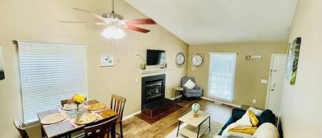 リビング エリア