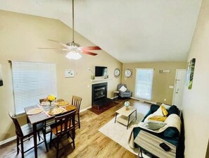 リビング エリア