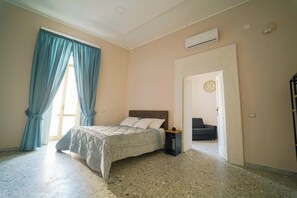 1 bedroom, iron/ironing board, travel crib, WiFi