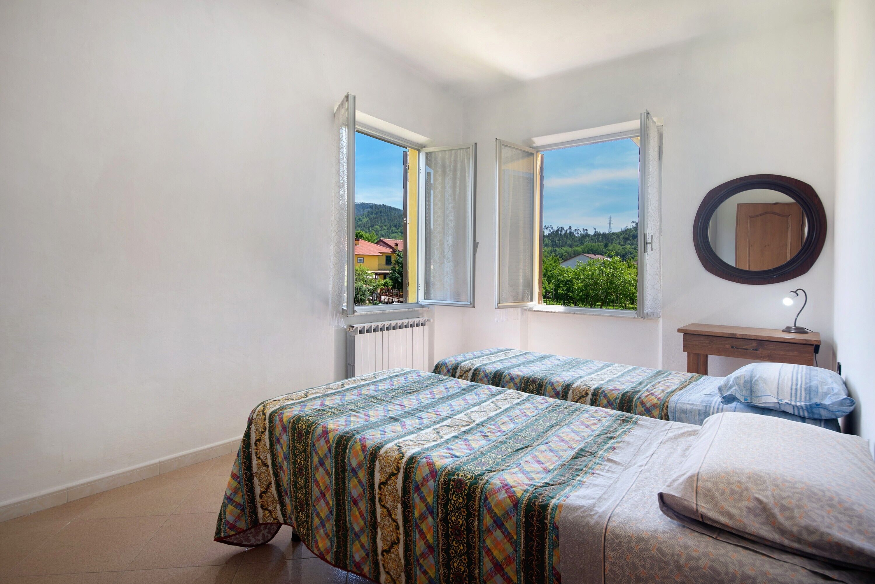 2 slaapkamers, een strijkplank/strijkijzer, wifi, beddengoed