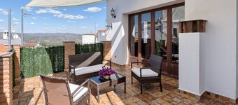 Holiday Home 'El Paladin' with Mountain Views, Private Terrace & Balcony